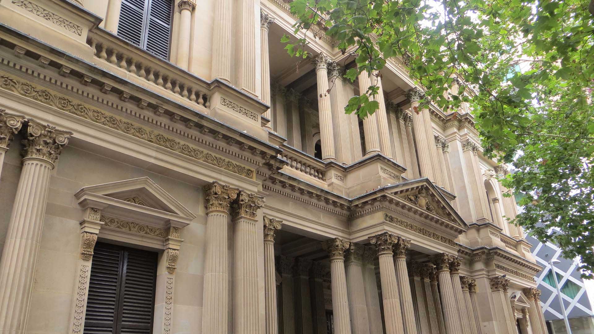 Move to pull down King William Street bank building (now Edmund Wright