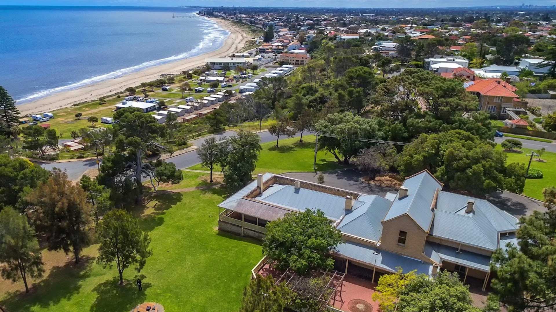 Kingston House, with 1840 origins, family home to two of South